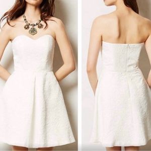 White strapless dress